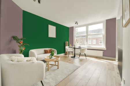 apartement met de kleur Ppg1054-5 op de muren