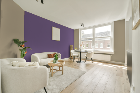 apartement met de kleur Ppg1112-4 op de muren