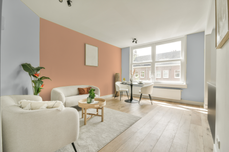 apartement met de kleur Ppg1165-1 op de muren