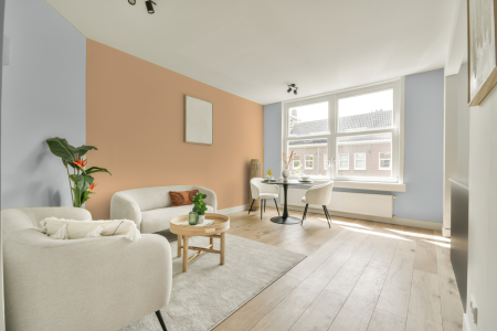 apartement met de kleur Ppg1167-1 op de muren